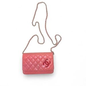 Pink Chanel wallet on chain